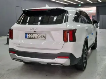 2023 Kia Sorento с пробегом 71 000 км