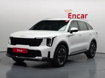 2025 Kia Sorento с пробегом 4 389 км