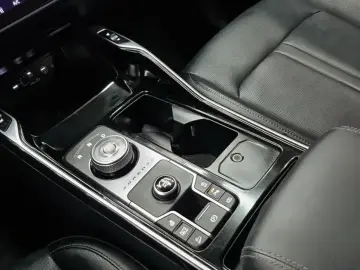 2023 Kia Sorento с пробегом 71 000 км