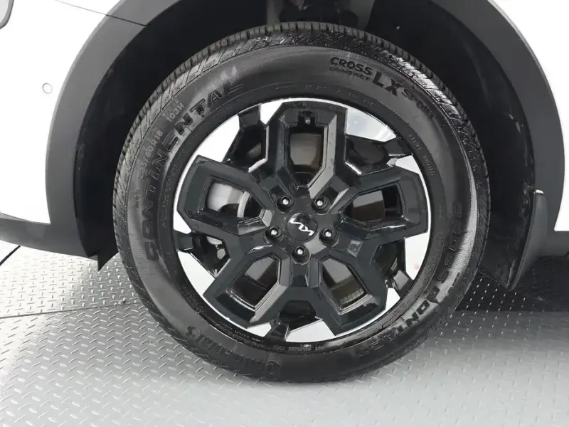 2025 Kia Sorento с пробегом 4 389 км