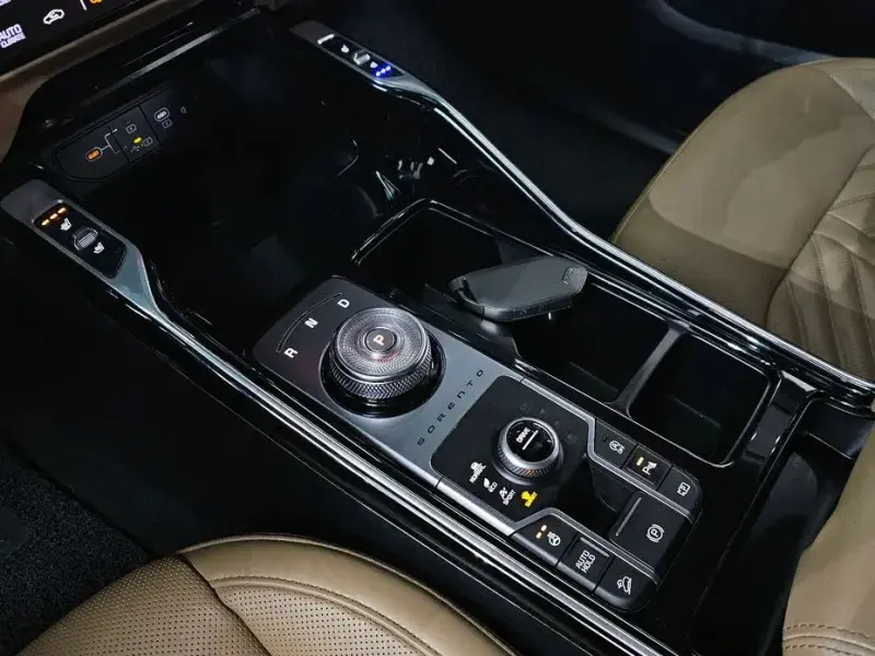 2023 Kia Sorento с пробегом 52 679 км