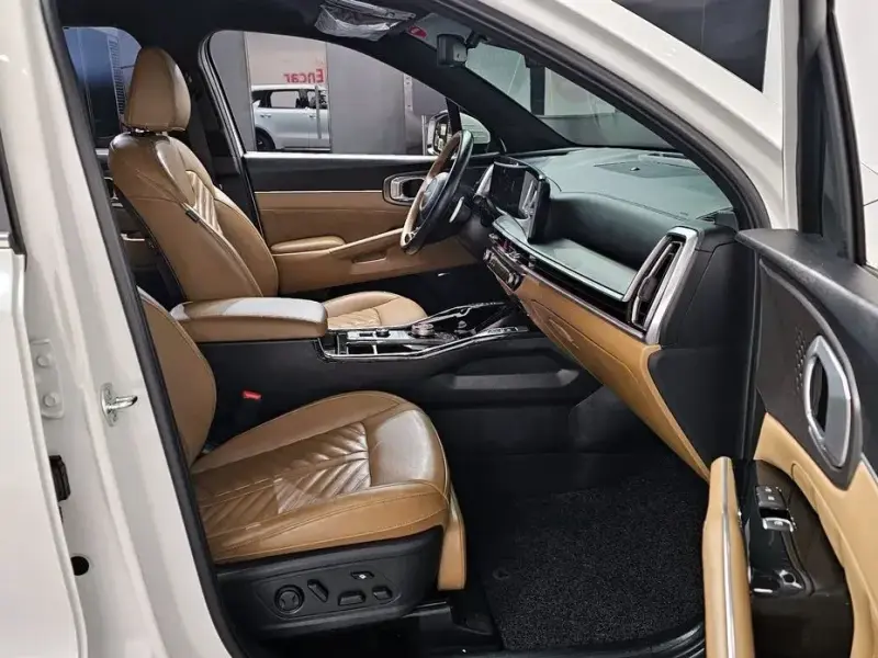 2023 Kia Sorento с пробегом 52 679 км
