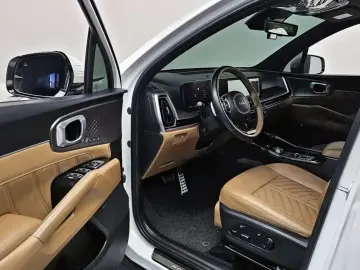 2023 Kia Sorento с пробегом 52 679 км