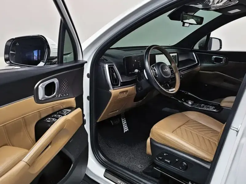 2023 Kia Sorento с пробегом 52 679 км