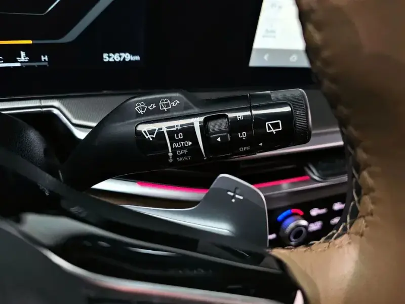 2023 Kia Sorento с пробегом 52 679 км