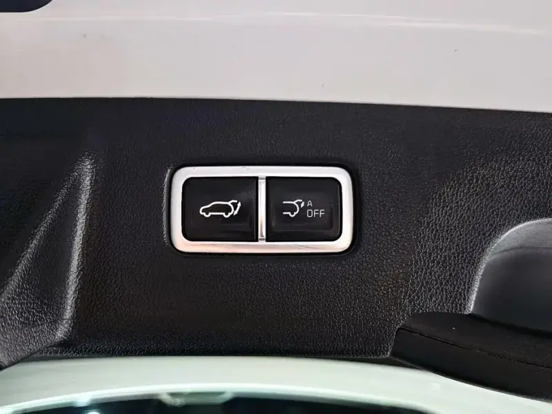2023 Kia Sorento с пробегом 52 679 км