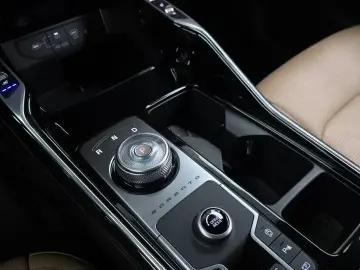 2024 Kia Sorento с пробегом 56 554 км