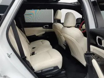 2024 Kia Sorento с пробегом 21 107 км