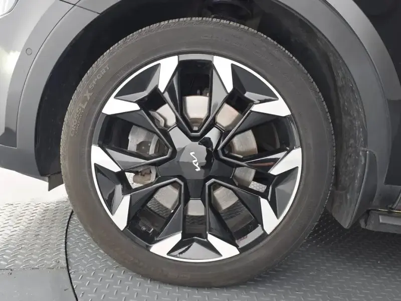 2023 Kia Sorento с пробегом 44 327 км