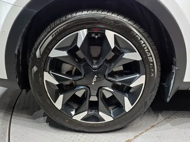 2023 Kia Sorento с пробегом 44 501 км