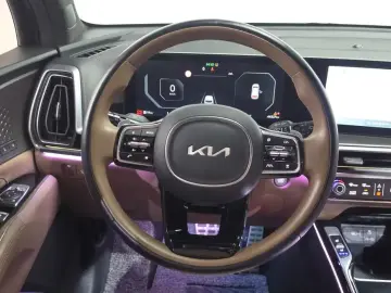 2023 Kia Sorento с пробегом 44 327 км