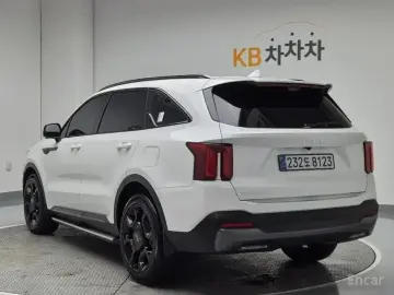 2025 Kia Sorento с пробегом 8 981 км