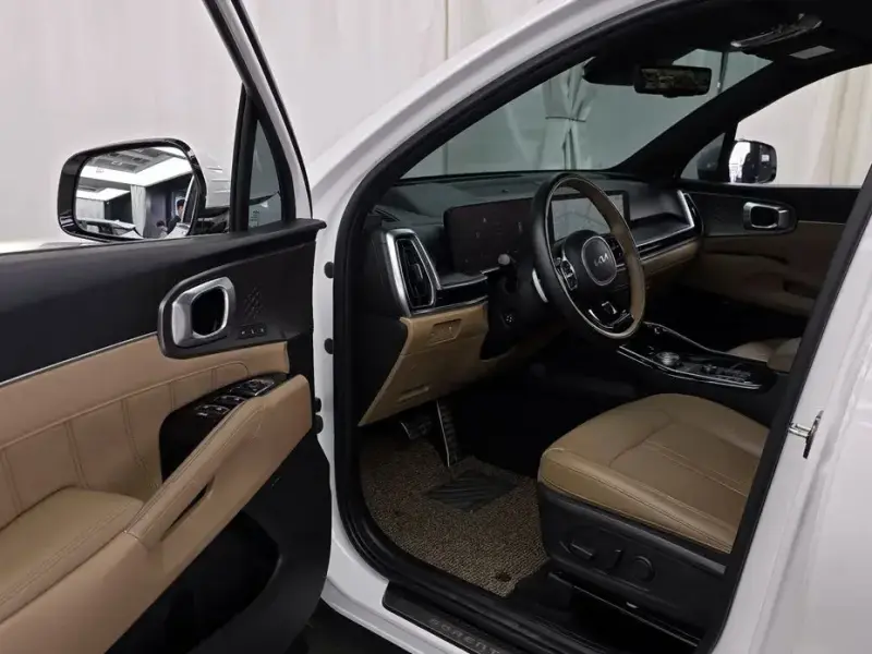 2024 Kia Sorento с пробегом 20 017 км