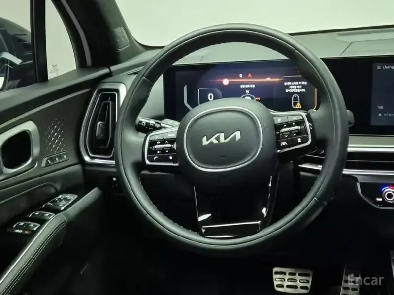 2025 Kia Sorento с пробегом 8 981 км