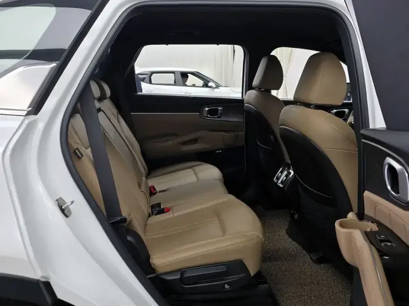 2024 Kia Sorento с пробегом 20 017 км