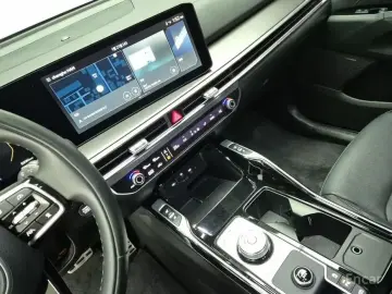 2025 Kia Sorento с пробегом 8 981 км