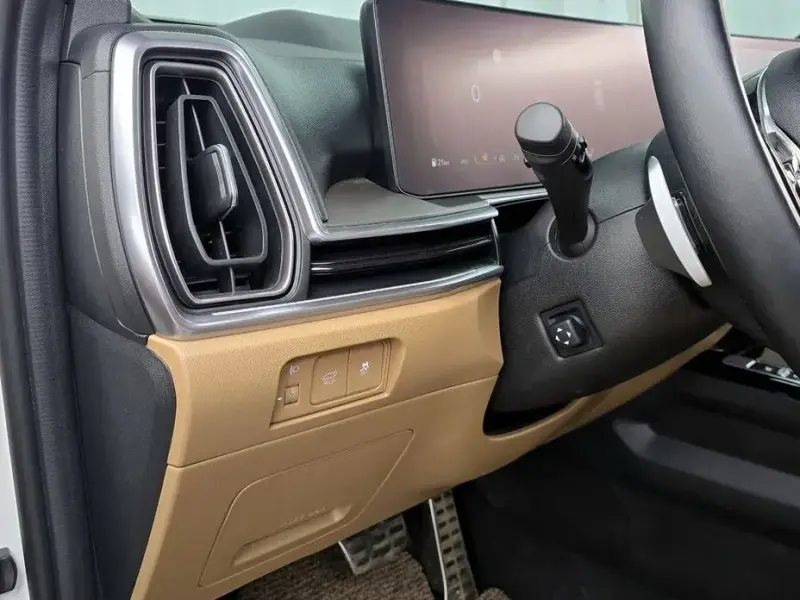 2024 Kia Sorento с пробегом 20 017 км