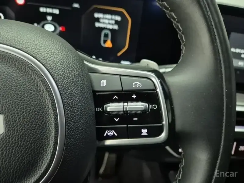 2025 Kia Sorento с пробегом 8 981 км