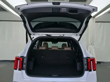 2024 Kia Sorento с пробегом 20 017 км