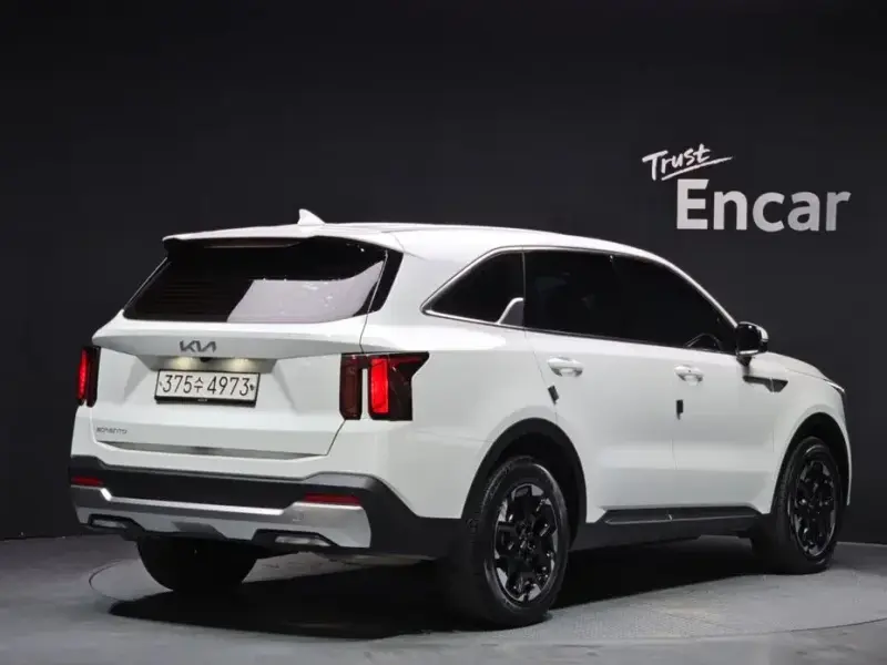 2023 Kia Sorento с пробегом 39 797 км