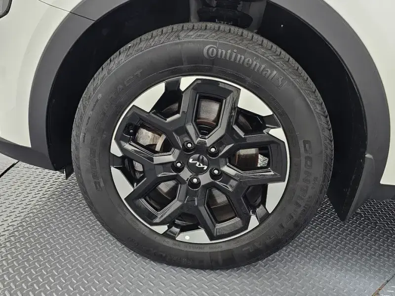 2024 Kia Sorento с пробегом 17 740 км
