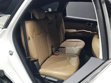2023 Kia Sorento с пробегом 39 797 км