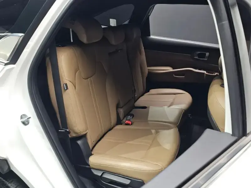 2023 Kia Sorento с пробегом 39 797 км