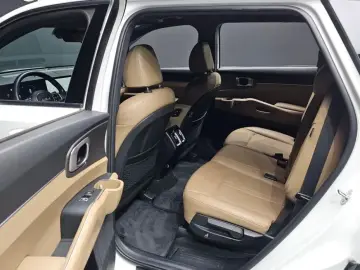 2023 Kia Sorento с пробегом 39 797 км