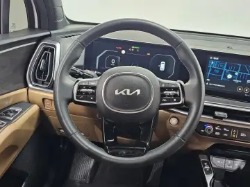 2024 Kia Sorento с пробегом 17 740 км