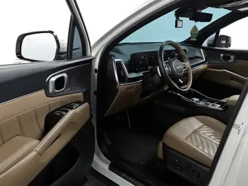 2023 Kia Sorento с пробегом 34 784 км