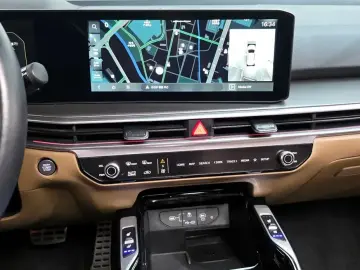 2023 Kia Sorento с пробегом 34 784 км