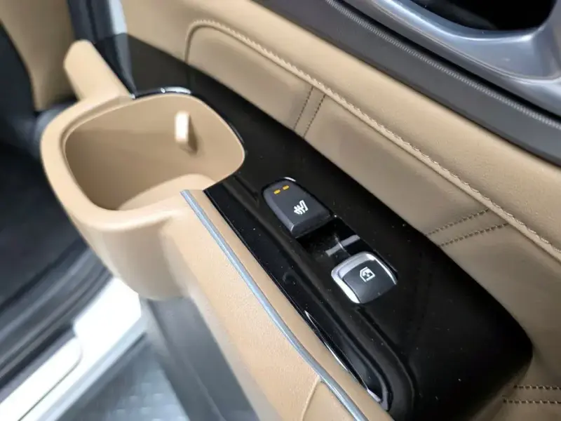 2023 Kia Sorento с пробегом 34 784 км
