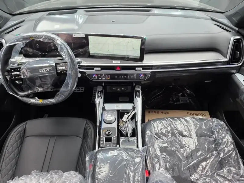 2025 Kia Sorento с пробегом 11 км