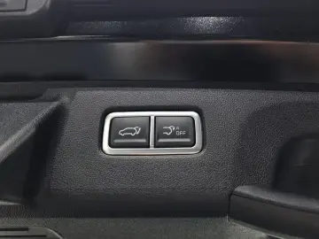 2025 Kia Sorento с пробегом 11 км
