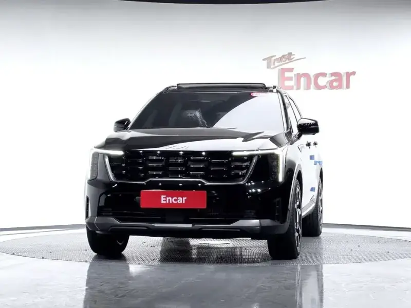2025 Kia Sorento с пробегом 15 км