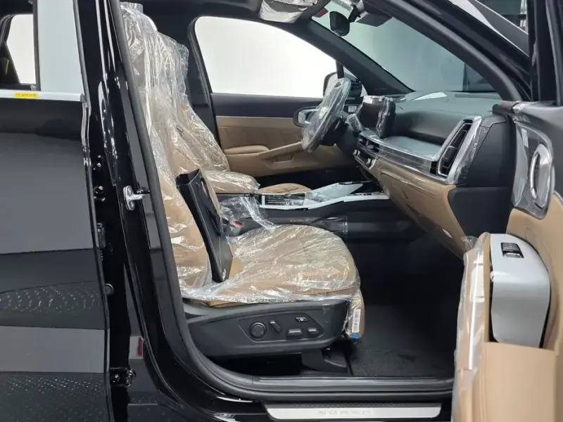 2025 Kia Sorento с пробегом 15 км