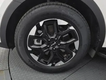 2025 Kia Sorento с пробегом 6 849 км