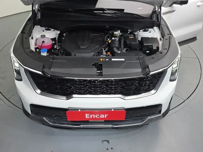 2025 Kia Sorento с пробегом 6 849 км