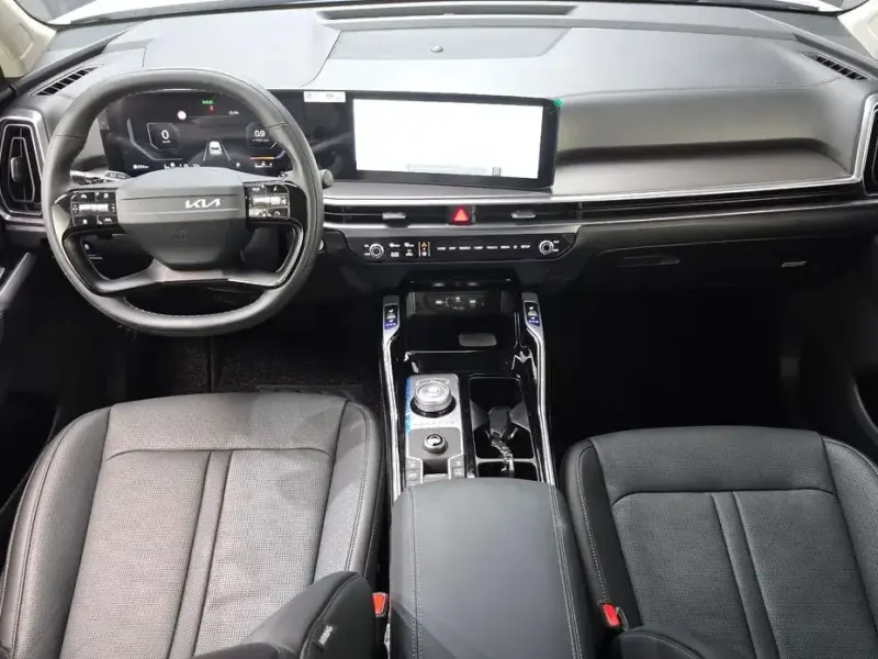 2025 Kia Sorento с пробегом 6 849 км
