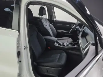 2025 Kia Sorento с пробегом 6 849 км