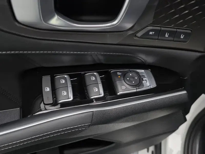 2025 Kia Sorento с пробегом 6 849 км