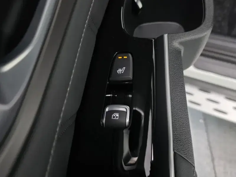 2025 Kia Sorento с пробегом 6 849 км