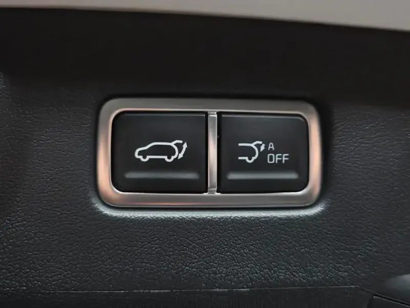 2025 Kia Sorento с пробегом 6 849 км