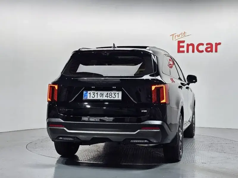 2025 Kia Sorento с пробегом 3 624 км