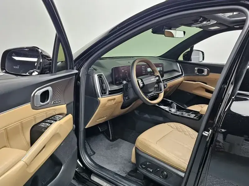 2025 Kia Sorento с пробегом 3 624 км