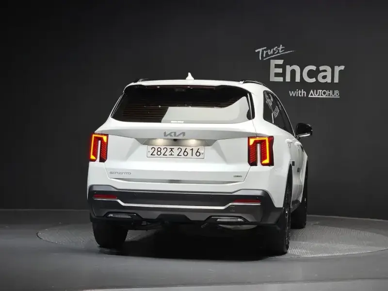 2024 Kia Sorento с пробегом 19 246 км
