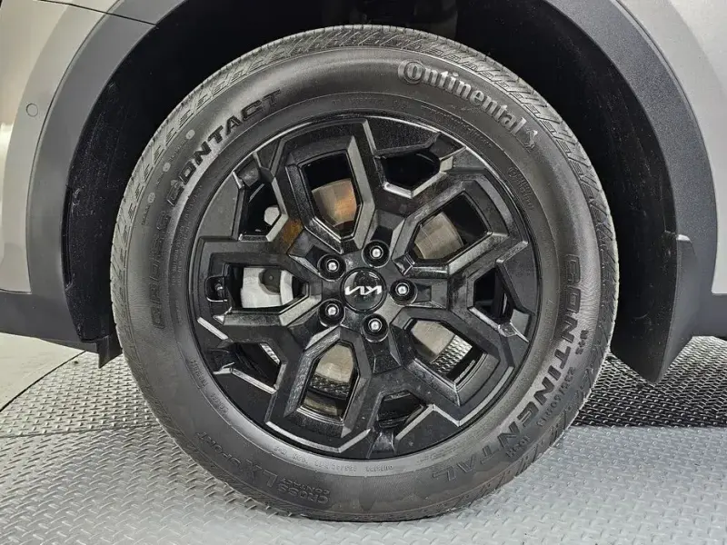 2024 Kia Sorento с пробегом 24 635 км