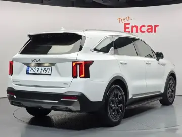 2025 Kia Sorento с пробегом 11 214 км