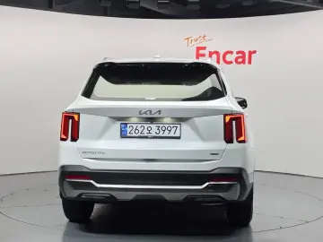 2025 Kia Sorento с пробегом 11 214 км