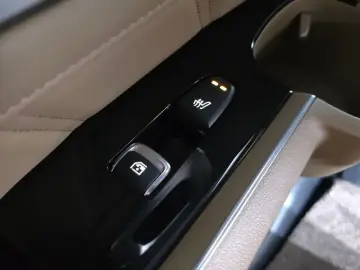 2025 Kia Sorento с пробегом 11 214 км